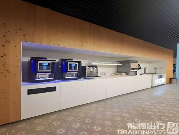 ANA Lounge – photos 3