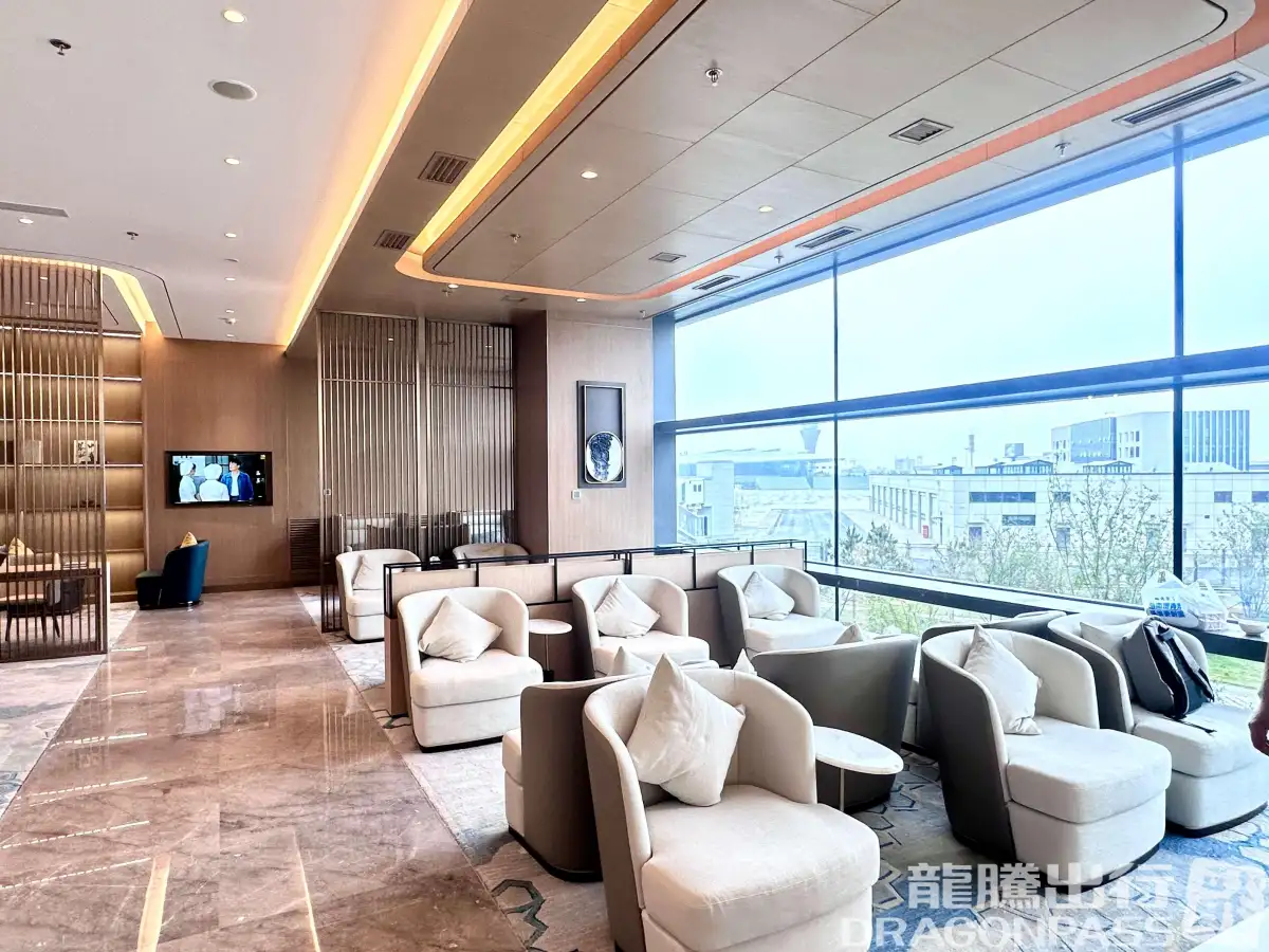 First Class Lounge (N0.3) – photos 2