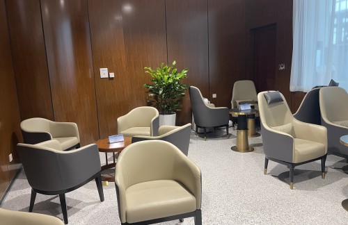 ZQZ头等舱/公务舱休息室