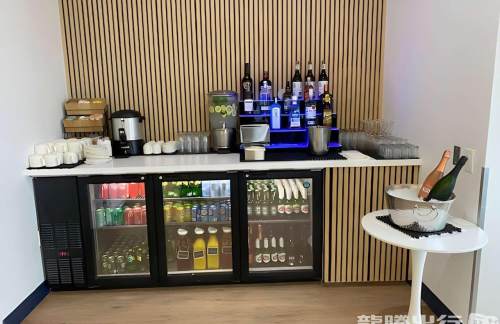 IAHAir France Lounge