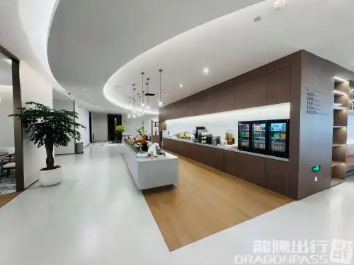 No.7 International First Class Lounge