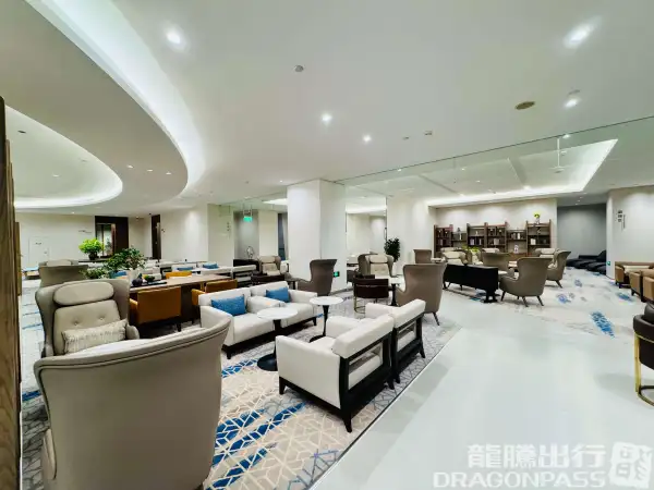 No.7 International First Class Lounge – photos 3