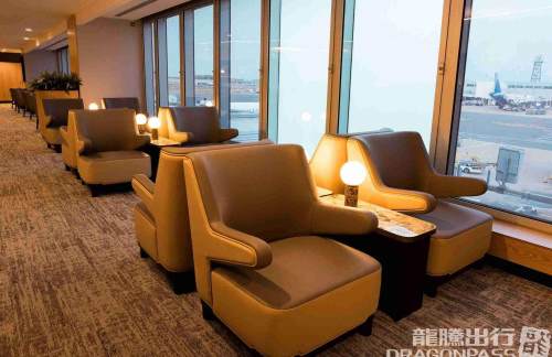 LHRPlaza Premium Lounge (T4 Departures)