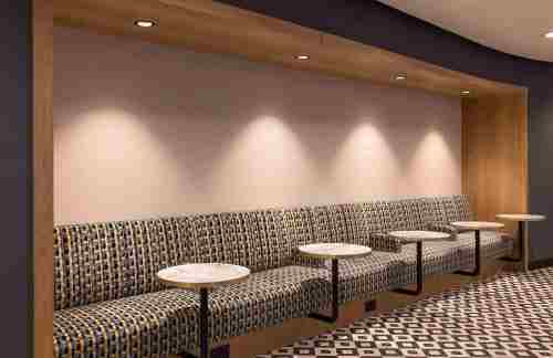 LHRPlaza Premium Lounge (T4 Departures)