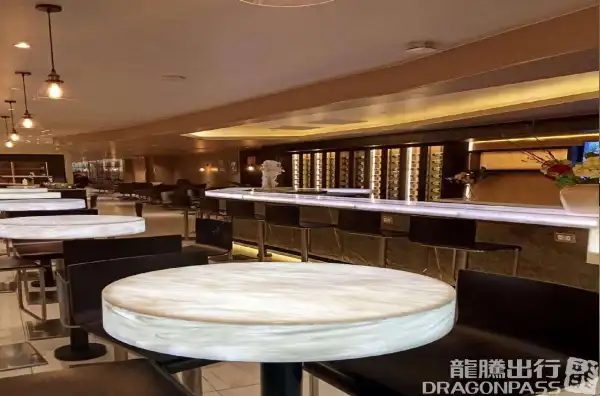 Salon Pacific Club T1 - 1