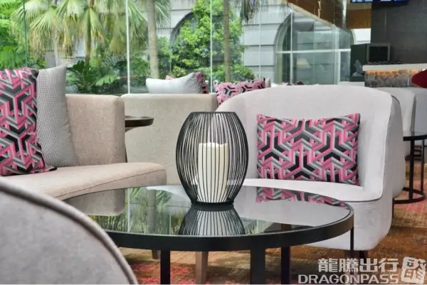 Sphere Lounge - 1