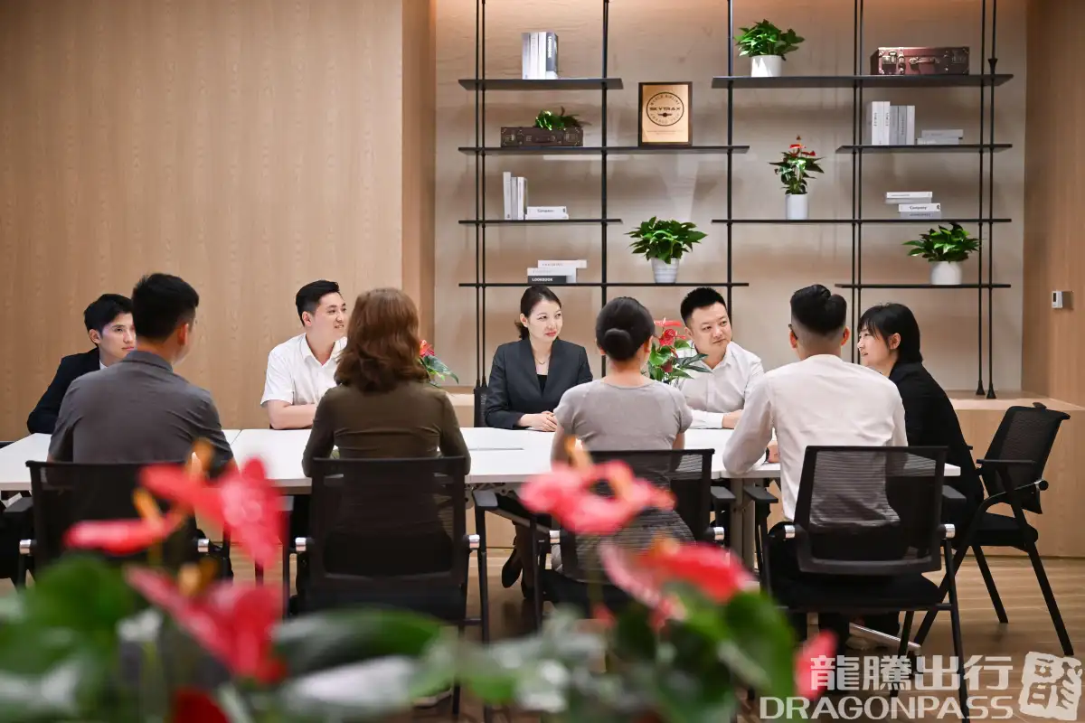 Landside - Plaza Premium Lounge (T3 Domestic) – photos 2