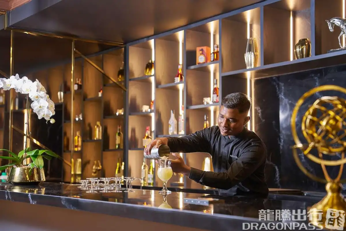 Sky Suite Airport Lounge KLIA T1 – photos 2