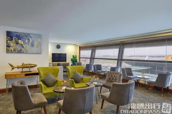Sky Suite Airport Lounge KLIA T1 – photos 3