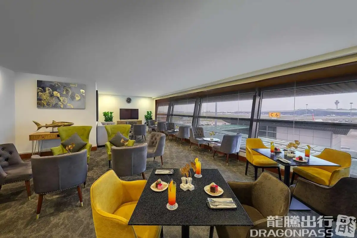 Sky Suite Airport Lounge KLIA T1 – photos 6