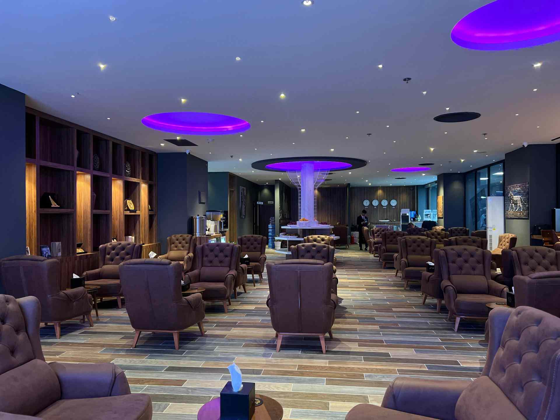 Iraqi Airways First Class Lounge atmosphere, image 6