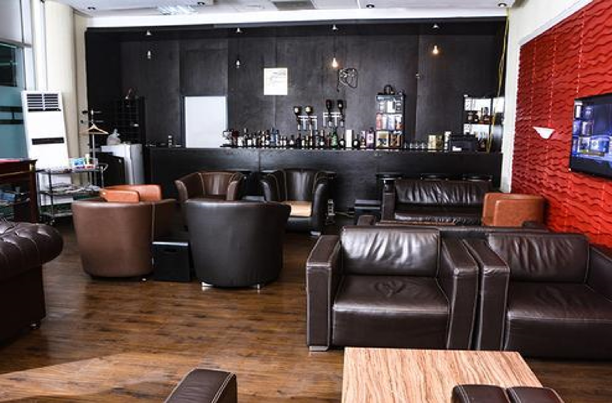@9tysix Lounge atmosphere, image 2