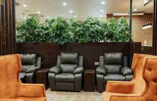 HREPremium Luxury Lounge