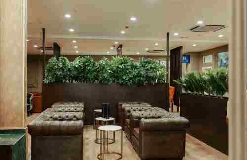 HREPremium Luxury Lounge