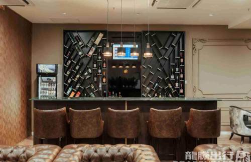 HREPremium Luxury Lounge 