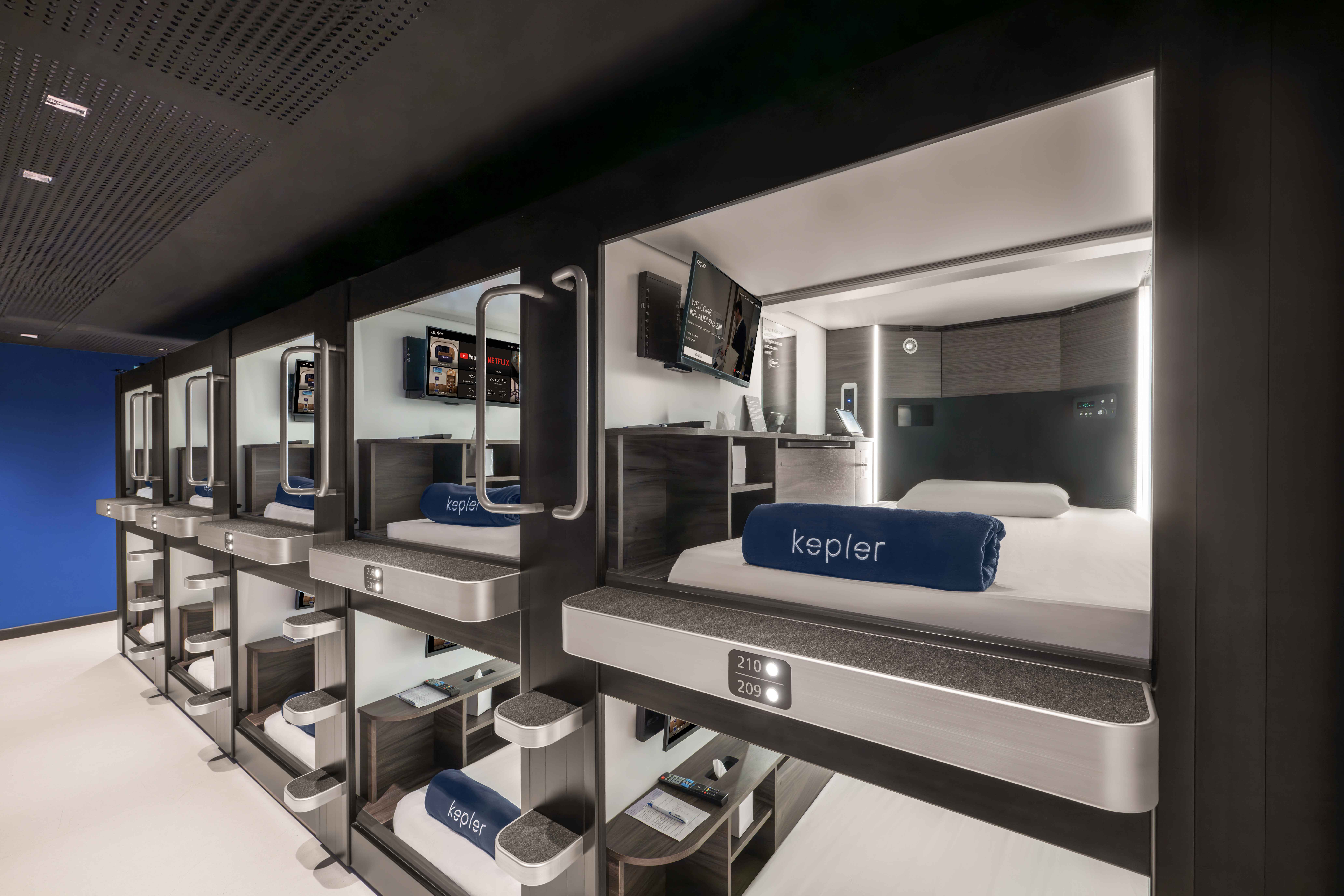 Kepler Club (Satellite Terminal)