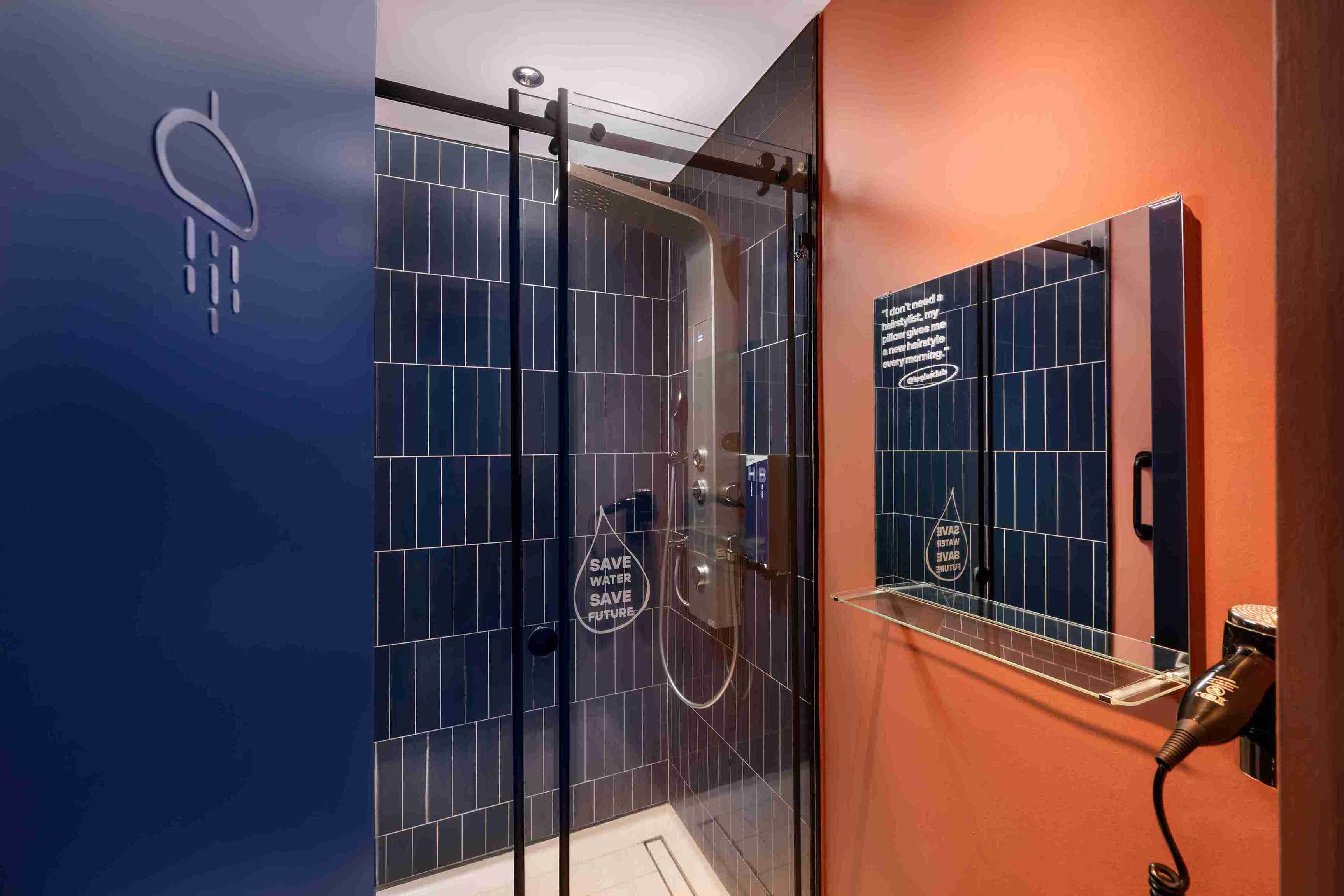 Kepler Club atmosphere, image 3