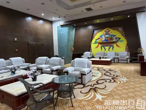 First class lounge (T2 domestic)