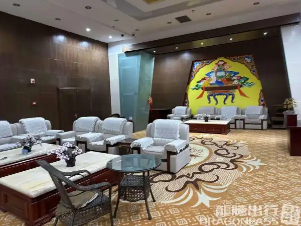 First class lounge (T2 domestic) - 1