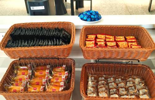 air-830041菏泽东站商务座候车区