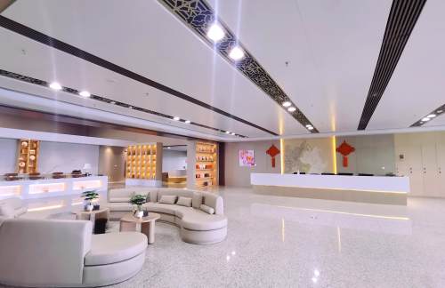 air-830041菏泽东站商务座候车区