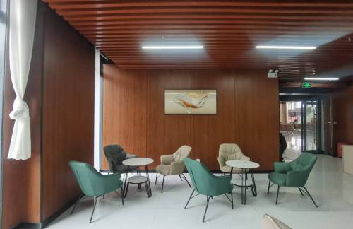 air-6894461龙腾会员休息厅