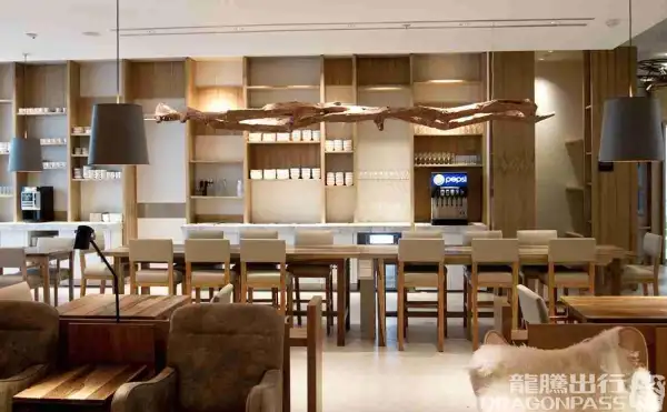 Star Alliance Lounge – photos 3