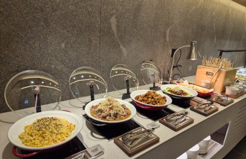 ICNSky Hub Lounge (East Wing)