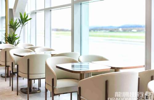 YVR Plaza Premium International Lounge