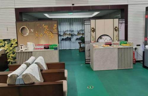 tyz休闲候车厅