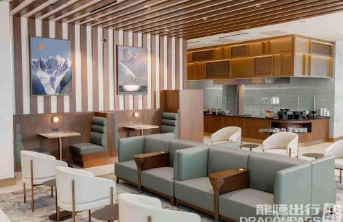 YVR Plaza Premium International Lounge