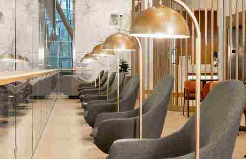 YVRPlaza Premium International Lounge