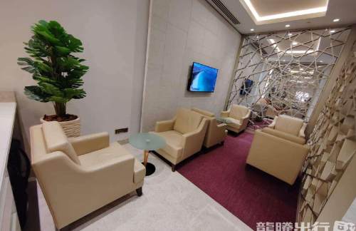 DXBAhlan Lounge (Concourse D)