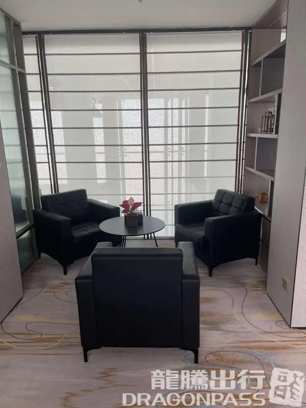 First Class Lounge – photos 4