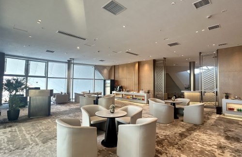 HYN头等舱休息室1