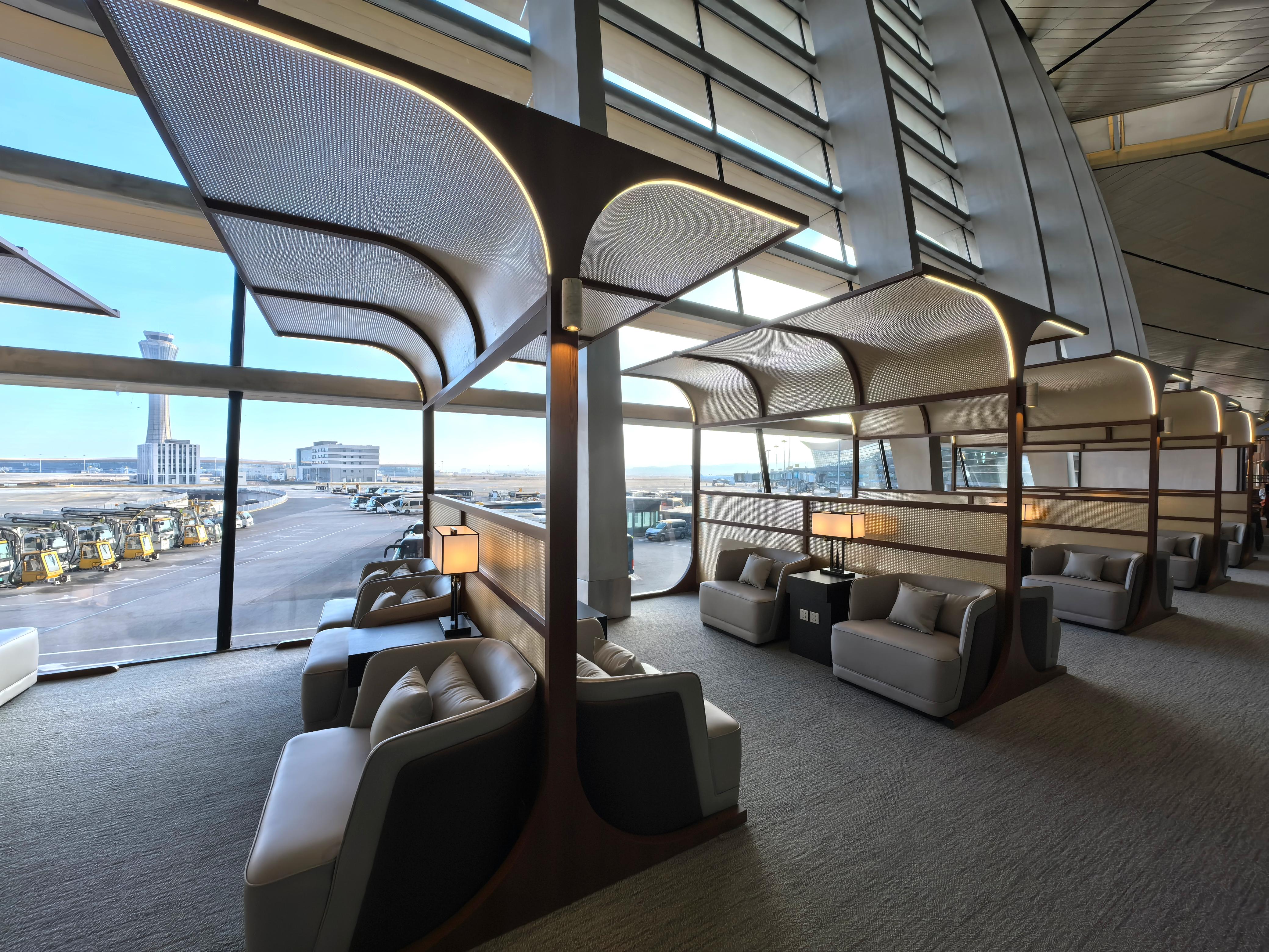 First Class/Business Class Lounge V6 atmosphere, image 9