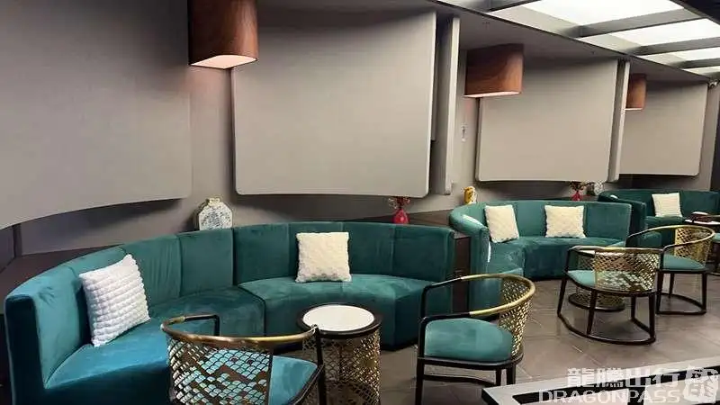 First Class Lounge – photos 4