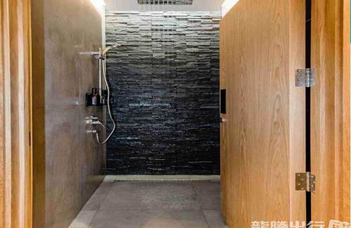 DXBsleep 'n fly Lounge & Showers (Concourse B) 