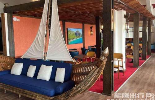 MBABosphorus Lounge 
