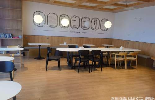 BFJ通程驿站休息厅