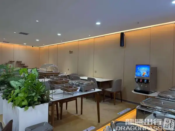 Lucky Air VIP Lounge – photos 5