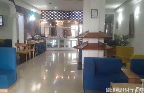MBASafari Comfort Lounge (T1)