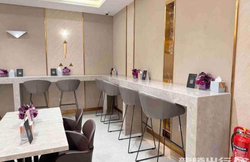 MEDHayyak VIP Lounge - Medina