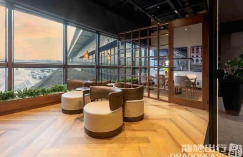 GRUW Premium Lounge - The West