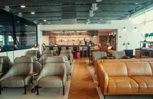 GRUW Premium Lounge - The Pier