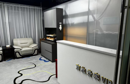 air-6851896图贝出行休息厅