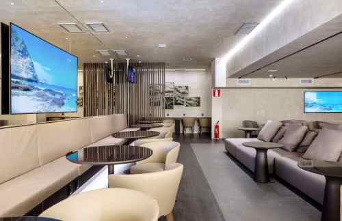 CHNFBRT Lounge Confins