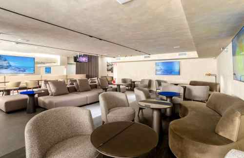 CHNFBRT Lounge Confins