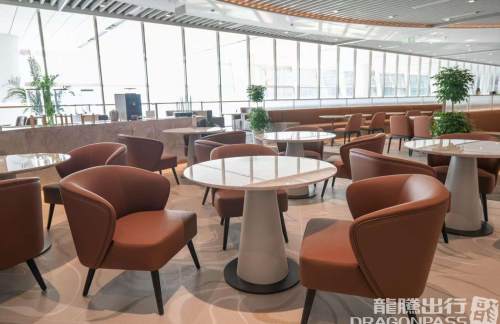 XIYV22东航头等舱休息室(T5国内)