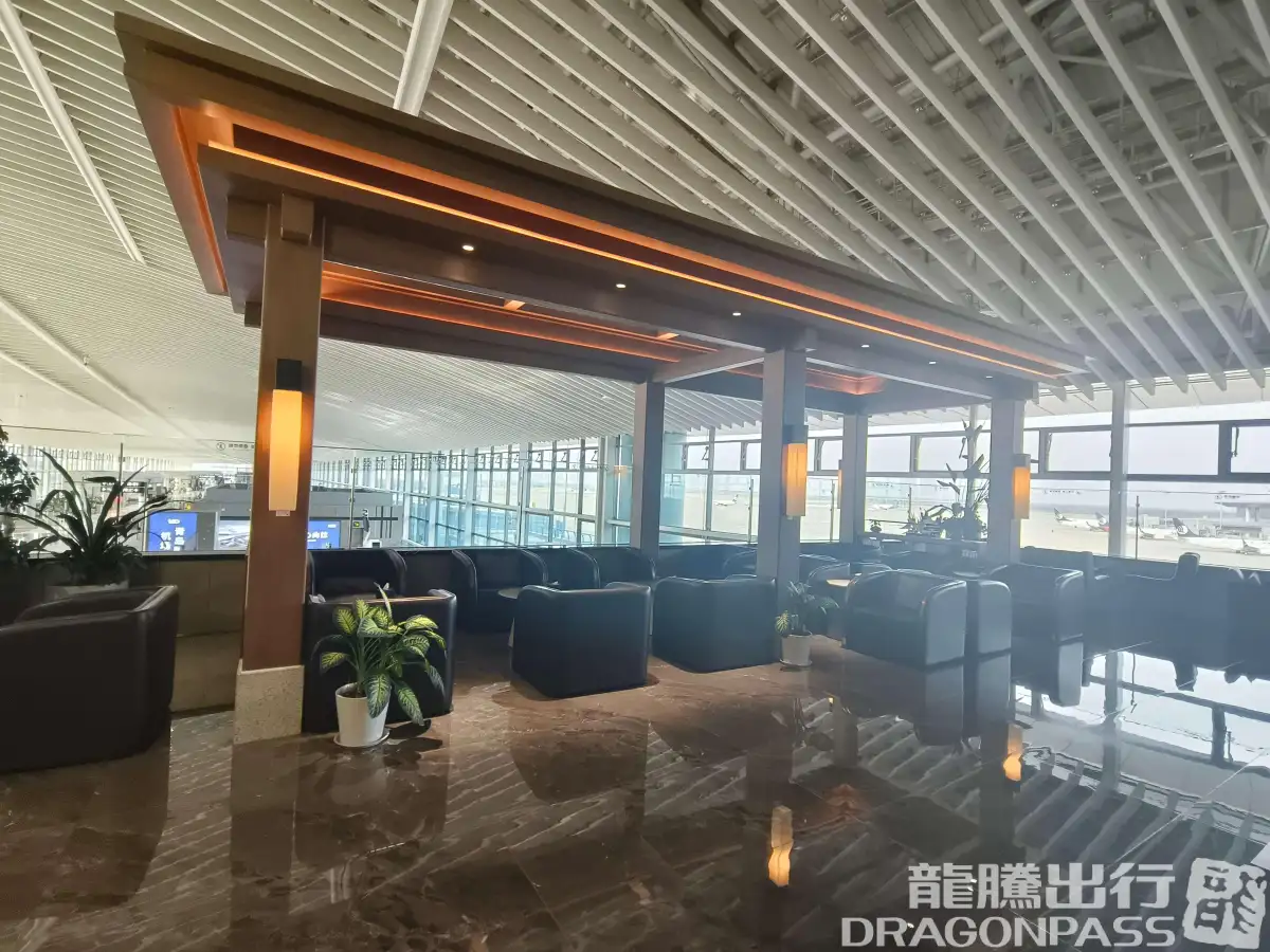 International Lounge VIP CLUB5 (T1 International) – photos 5